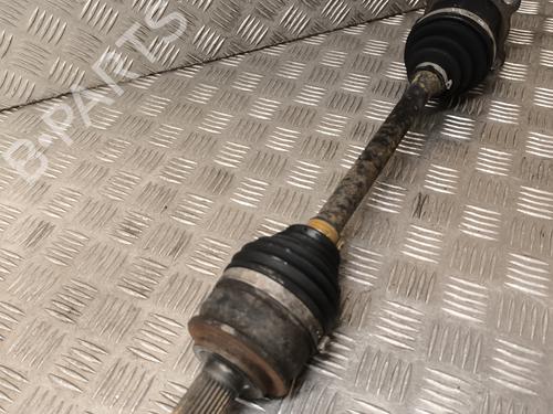 Used Left front driveshaft SUZUKI GRAND VITARA II (JT, TE, TD) 1.9 DDiS All-wheel Drive (JT419, TD44, JB419WD, JB419XD,... (129 hp) 23770343