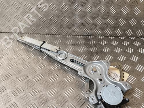 Used Front right window mechanism TOYOTA YARIS (_P13_) 1.3 (NSP130_, NSP130) (99 hp) 22008406