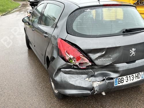 Left front fenders PEUGEOT 308 I (4A_, 4C_) 1.6 HDi | BP29618416C41 
