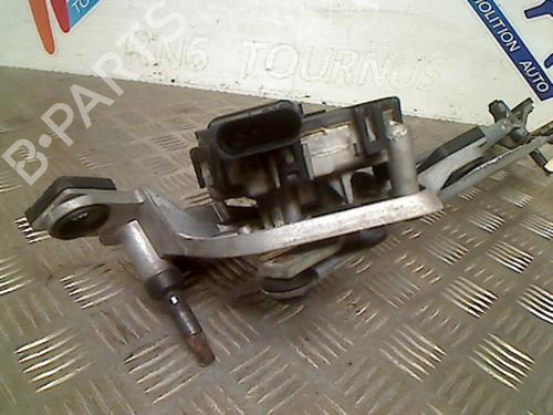 Used Front wiper motor FORD MONDEO IV (BA7) 2.0 TDCi (140 hp) 21731006