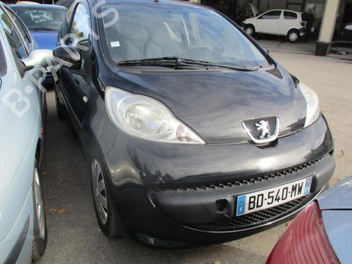 Left taillight PEUGEOT 107 (PM_, PN_) 1.4 HDi | BP21744566C34 