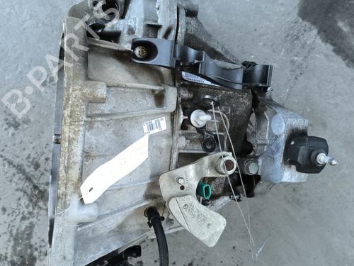 Gearbox RENAULT LATITUDE (L70_) 2.0 dCi 150 (L70H) | BP22014815M3
