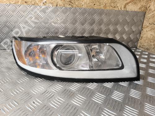Højre forlygte VOLVO V50 (545) 1.6 D (110 hp) 22017564