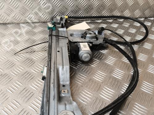 Rudehejsemekanisme ventre foran RENAULT CLIO III (BR0/1, CR0/1) 1.5 dCi | BP25281371C22