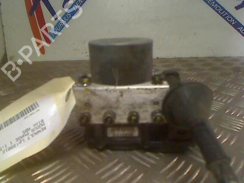 Used ABS pump RENAULT MODUS / GRAND MODUS (F/JP0_) 1.5 dCi (FP0E, JP0E) (65 hp) 21746462