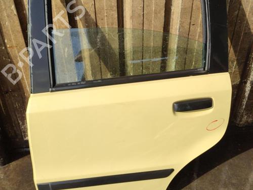 Used Left rear door FIAT PANDA (169_) 1.3 D Multijet (169.AXC1A) (70 hp) 21731427