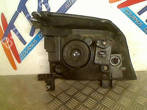 Used Left headlight NISSAN X-TRAIL I (T30) 2.2 Di 4x4 (114 hp) 21738698