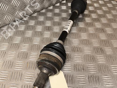 Used Left front driveshaft PEUGEOT 3008 II SUV (MC_, MR_, MJ_, M4_) 1.5 BlueHDi 130 (131 hp) 29120367