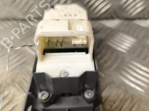 Left front window switch TOYOTA YARIS (_P9_) 1.4 D-4D (NLP90_, NLP90R) | BP22012927I27 
