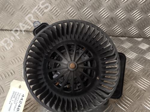 Heater blower motor PEUGEOT 5008 (0U_, 0E_) 2.0 HDi 150 / BlueHDi 150 | BP23773305M62 