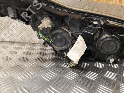 Left headlight CITROËN C4 Coupe (LA_) 1.6 HDi | BP30091406C28