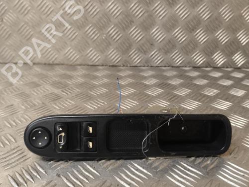 Used Left front window switch PEUGEOT 307 (3A/C) 1.6 16V (109 hp) 21733169