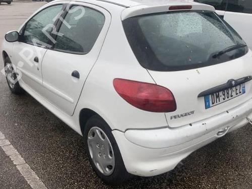 Front bumper PEUGEOT 206 Hatchback (2A/C) 1.4 i | BP21733027C7 