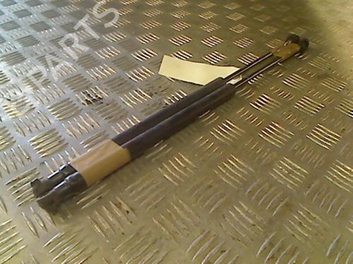 Used Tailgate lift support HYUNDAI GETZ (TB) 1.5 CRDi (82 hp) 21751346