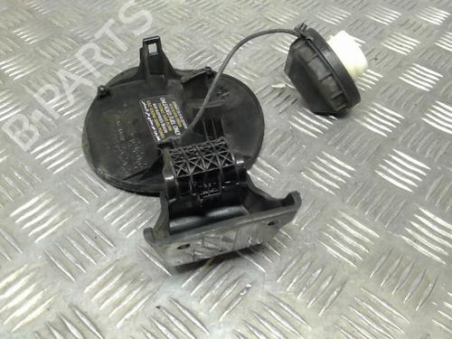 Fuel flap HYUNDAI i20 I (PB, PBT) 1.2 | BP21738277C131 