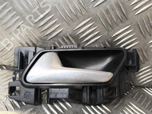 Used Front left interior door handle PEUGEOT 3008 II SUV (MC_, MR_, MJ_, M4_) 1.5 BlueHDi 130 (131 hp) 29066889
