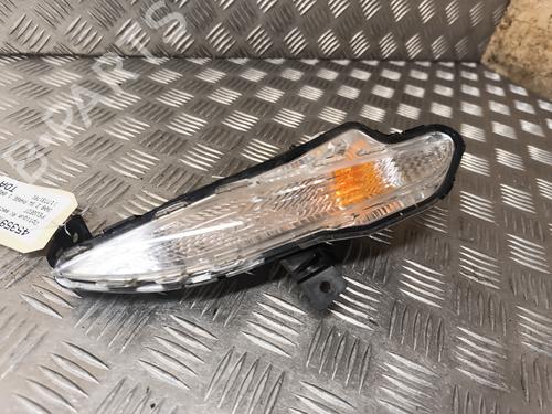 Używane Kierunkowskaz przedni prawy PEUGEOT 308 SW II (LC_, LJ_, LR_, LX_, L4_) 2.0 BlueHDi 150 (150 hp) 30819397