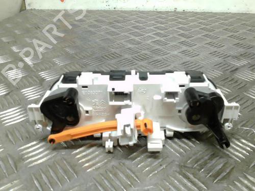 Climate control PEUGEOT 208 I (CA_, CC_) 1.5 BlueHDI 100 | BP21734272I5 