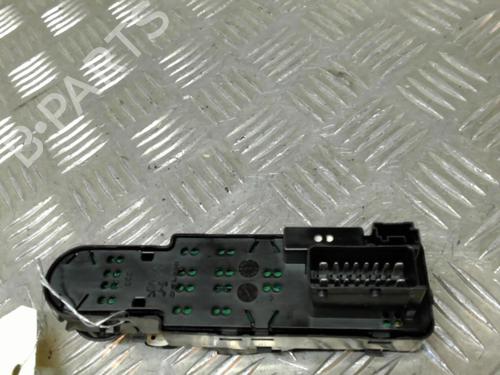 Used Left front window switch CITROËN DS3 (SA_) 1.6 VTi 120 (120 hp) 21743147