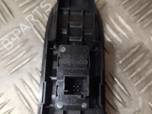 Right front window switch PEUGEOT 308 I (4A_, 4C_) 1.6 HDi | BP27617987I26 