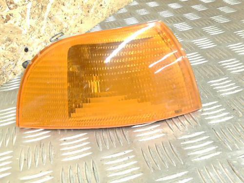 Used Right front indicator FIAT PUNTO (176_) 1.7 TD (176AT) (63 hp) 21739910