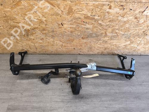 Kule for tilhengerfeste/Mekanisme PEUGEOT 3008 II SUV (MC_, MR_, MJ_, M4_) 1.2 THP/ PureTech 130 (MRHNSM, MRHNSU, MRHNSJ, MRHNYW,... (131 hp) 28707914