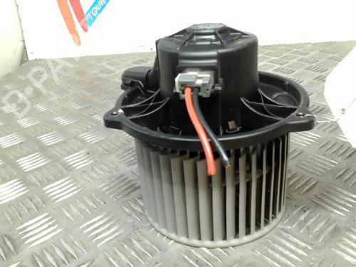 Used Heater blower motor KIA CEE'D Hatchback (ED) 1.6 CRDi 90 (90 hp) 21739004