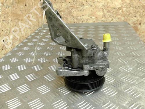 Used Steering pump BMW 3 Touring (E91) 330 xi (258 hp) 21745290
