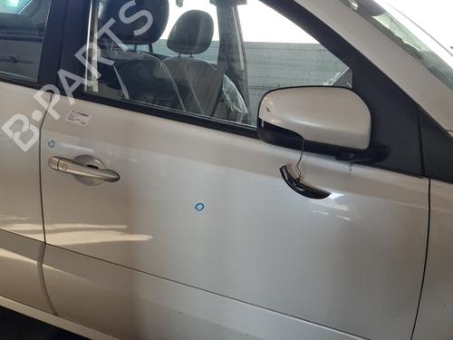 Used Right front door RENAULT KOLEOS I (HY_) 2.0 dCi 4x4 (HY0K) (150 hp) 27486617
