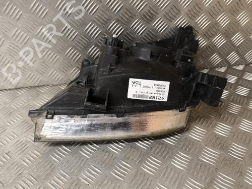 Right headlight NISSAN X-TRAIL I (T30) 2.2 Di 4x4 | BP21734204C29 