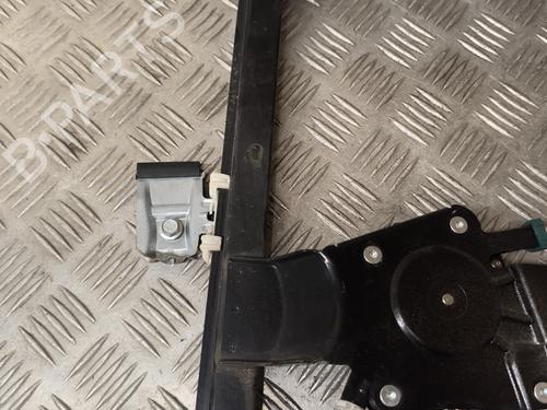 Rudehejsemekanisme Højre foran LAND ROVER FREELANDER I (L314) 2.0 Td4 4x4 | BP24148114C23 