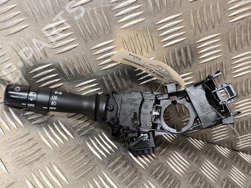 Used Switch TOYOTA RAV 4 III (_A3_) 2.2 D 4WD (ALA30_, ALA30R) (136 hp) 29066911