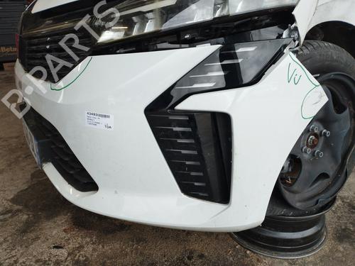 Used Front bumper RENAULT CLIO V (B7_) 1.5 Blue dCi 100 (B7AD) (101 hp) 31073759