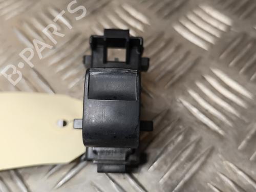 Used Right front window switch TOYOTA RAV 4 III (_A3_) 2.2 D 4WD (ALA30_, ALA30R) (136 hp) 29066915