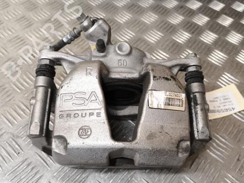 Used Right front brake caliper PEUGEOT 5008 II (MC_, MJ_, MR_, M4_) 1.2 THP (MRHNYH, MRHNYW, MRHNSJ, MRHNSU, MRHNSM) (131 hp) 30441933