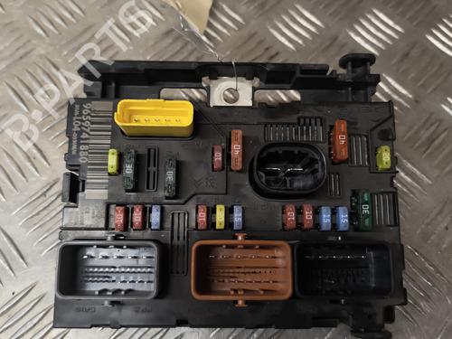 Used Fuse box PEUGEOT 307 (3A/C) 1.6 16V (109 hp) 25444753