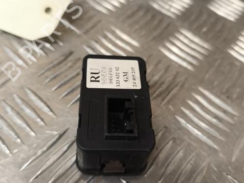 Fensterheberschalter links vorne OPEL MERIVA A MPV (X03) 1.7 CDTI (E75) | BP21745370I27 