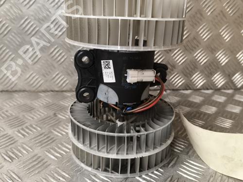 Used Heater blower motor MERCEDES-BENZ VITO / MIXTO Van (W639) 113 CDI (639.601, 639.603, 639.605) (136 hp) 22400443