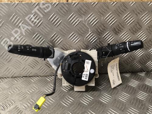 Used Steering column stalk NISSAN MICRA III (K12) 1.4 16V (88 hp) 21732792