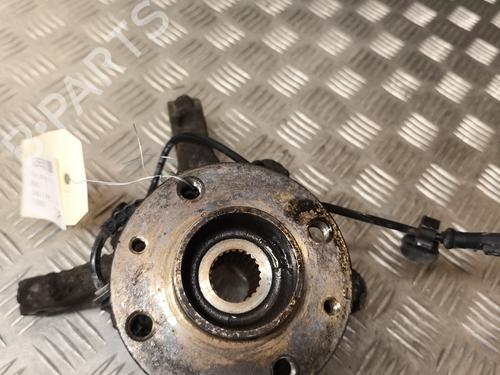 Fusée avant droite RENAULT TWINGO II (CN0_) 1.5 dCi (CN0E) (64 hp) 29193404