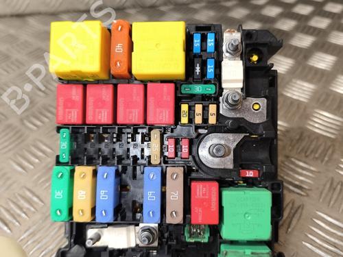 Used Fuse box CITROËN C3 AIRCROSS II (2R_, 2C_) 1.2 PureTech 110 (2RHNZB, 2RHNZW, 2RHNPX, 2RHNPJ) (110 hp) 22448697
