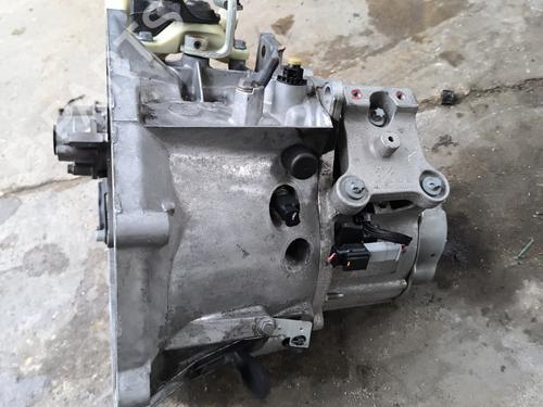 Gearbox CITROËN C3 III Van (SX_, SY_) BlueHDi 100 | BP21748112M3 