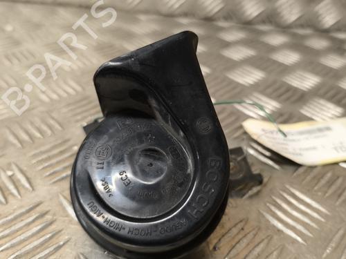 Used Horn NISSAN MICRA III (K12) 1.2 16V (80 hp) 21741186