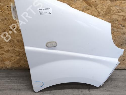 Used Right front fenders RENAULT TRAFIC II Bus (JL) 2.0 dCi 90 (JL00, JL01, JL0H, JL0M, JL0P, JL0S) (90 hp) 25475749