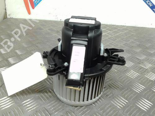 Gebläsemotor für PEUGEOT 5008 II (MC_, MJ_, MR_, M4_) 1.2 THP (MRHNYH, MRHNYW, MRHNSJ, MRHNSU, MRHNSM) (131 hp) 21730762