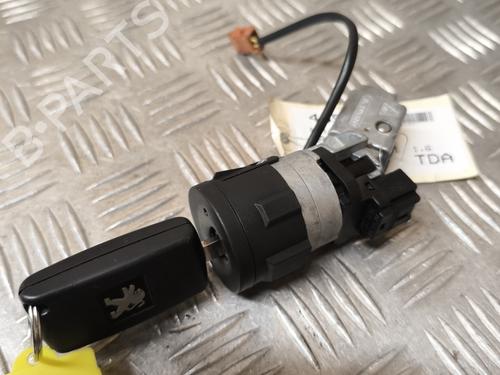 Used Ignition barrel PEUGEOT 3008 I MPV (0U_) 1.6 HDi (114 hp) 29262255