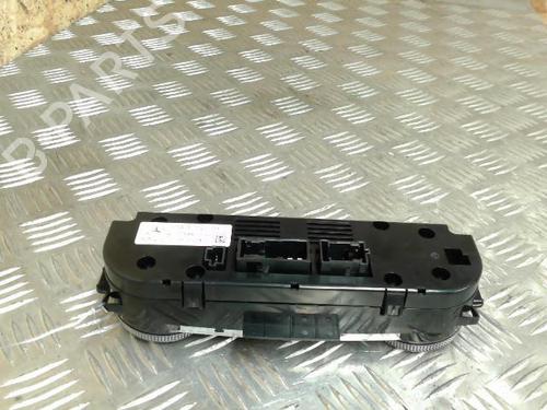 Used Climate control MERCEDES-BENZ C-CLASS (W204) C 220 CDI (204.002) (170 hp) 21745279