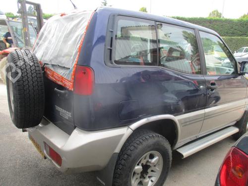 Grille NISSAN TERRANO II (R20) 2.7 TDi 4WD | BP21736679C40 