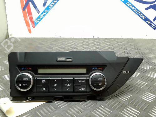 Climate control TOYOTA AURIS (_E18_) 1.8 Hybrid (ZWE186_, ZWE186R) | BP21742917I5 