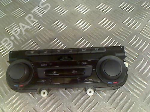 AC Styreenhet / Manøvreringsenhet SEAT LEON (1P1) 1.6 TDI (105 hp) 21746999